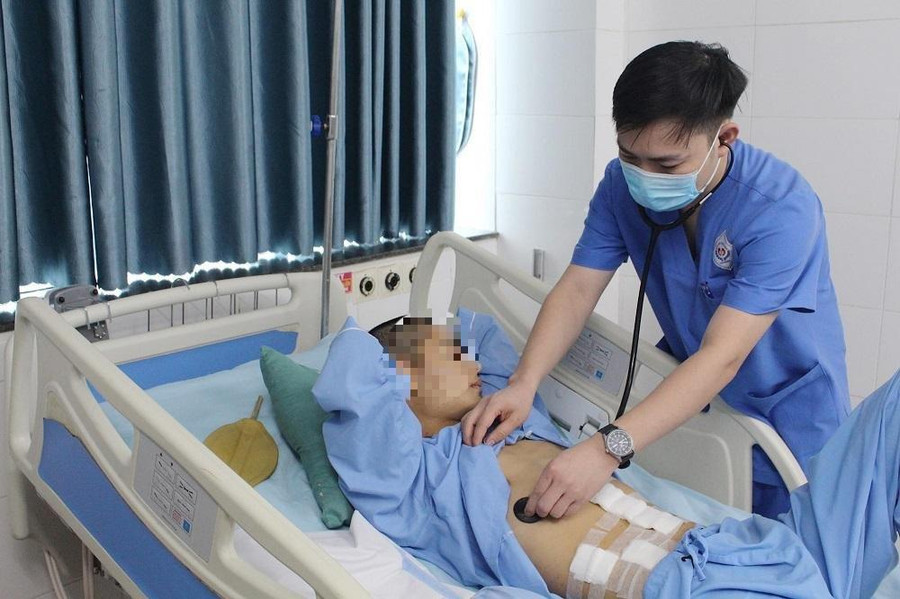 Bệnh nhân đã hồi phục sau 15 ngày điều trị Bệnh nhân đã hồi phục sau 15 ngày điều trị