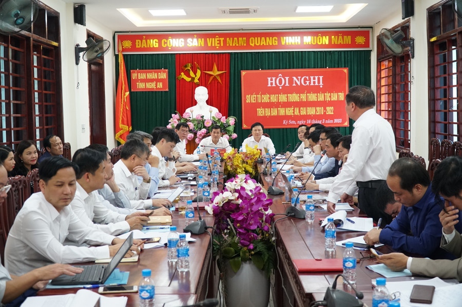 Hội nghị Sơ kết tổ chức hoạt động Trường Phổ thông dân tộc bán trú trên địa bàn tỉnh Nghệ An giai đoạn 2010-2022. Ảnh: Hồ Lài. Hội nghị Sơ kết tổ chức hoạt động Trường Phổ thông dân tộc bán trú trên địa bàn tỉnh Nghệ An giai đoạn 2010-2022. Ảnh: Hồ Lài.