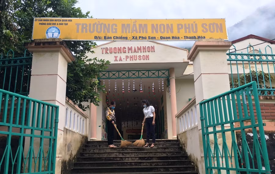 Trường Mầm non Phú Sơn (Quan Hóa, Thanh Hóa) đang chuẩn bị mọi điều kiện để đón năm học mới 2021-2022