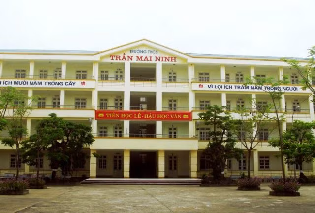 Trường THCS Trần Mai Ninh (TP.Thanh Hóa) - nơi xảy ra sự việc.
