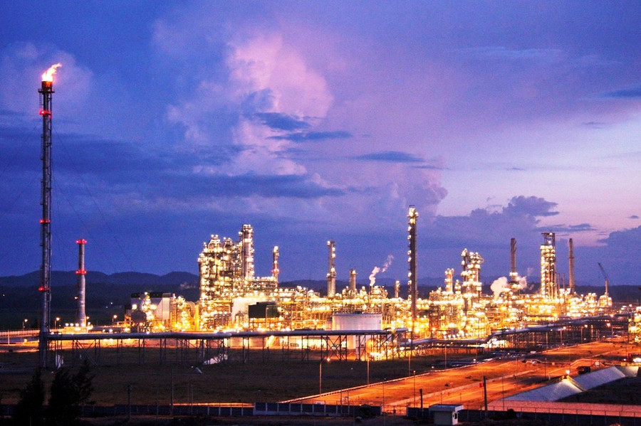 Dự án Liên hợp lọc hóa dầu Nghi Sơn của Công ty TNHH Lọc hóa dầu Nghi Sơn. Ảnh: Nguồn Internet. Dự án Liên hợp lọc hóa dầu Nghi Sơn của Công ty TNHH Lọc hóa dầu Nghi Sơn. Ảnh: Nguồn Internet.