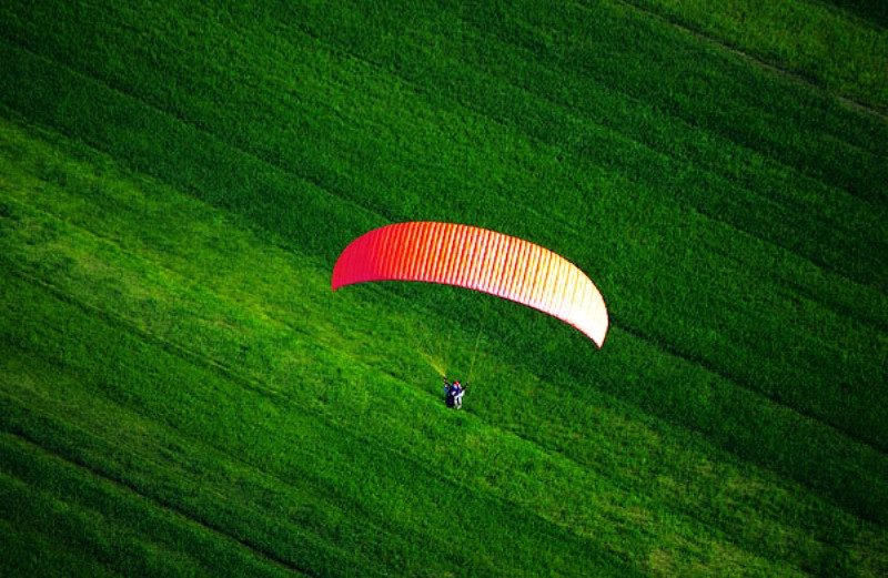 Lần đầu tiên tại Hải Tiến (Thanh Hóa) tổ chức Festival dù lượn. Ảnh: Nguồn Internet.