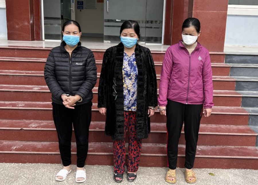 3 đối tượng cầm đầu, điều hành đường dây đánh bạc.