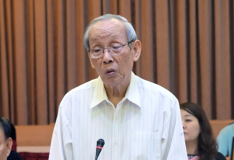 GS.TS Trần Hồng Quân phát biểu trong một hội thảo ở TPHCM năm 2018. Ảnh: Mạnh Tùng.
