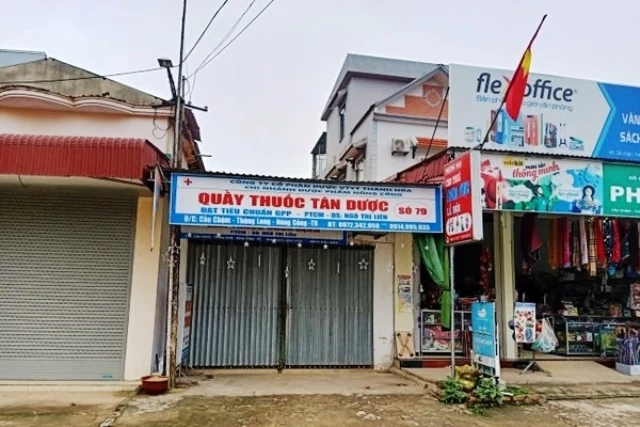 Thanh Hóa: Bán khẩu trang giá cao nhằm trục lợi, bốn nhà thuốc bị “đóng cửa”