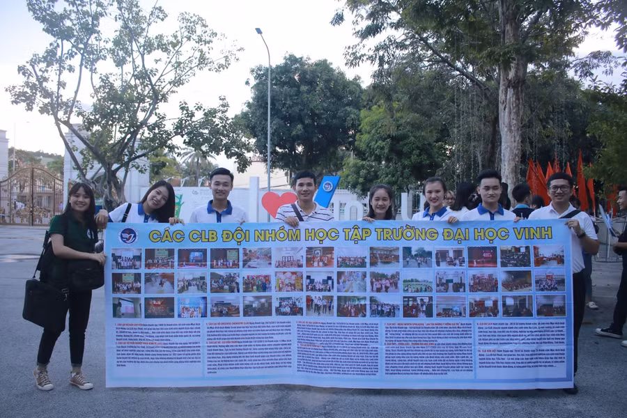 Giao lưu trực tuyến “Sức hút ngành Sư phạm” ảnh 47