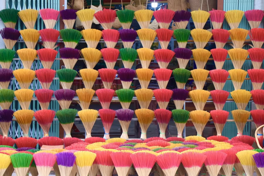 Làng hương Thủy Xuân (Thừa Thiên Huế) rực rỡ sắc màu ngày cận tết