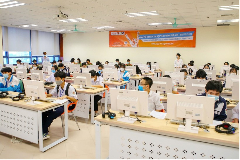 Trang bị kỹ năng số cho lực lượng lao động tương lai, mở ra tiềm năng của nền kinh tế số Việt Nam Trang bị kỹ năng số cho lực lượng lao động tương lai, mở ra tiềm năng của nền kinh tế số Việt Nam