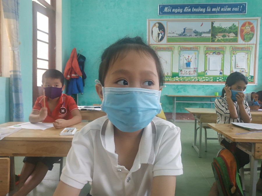 Học sinh Trường Phổ thông Bán trú Tiểu học và THCS Lâm Thủy (Lệ Thủy, Quảng Bình)