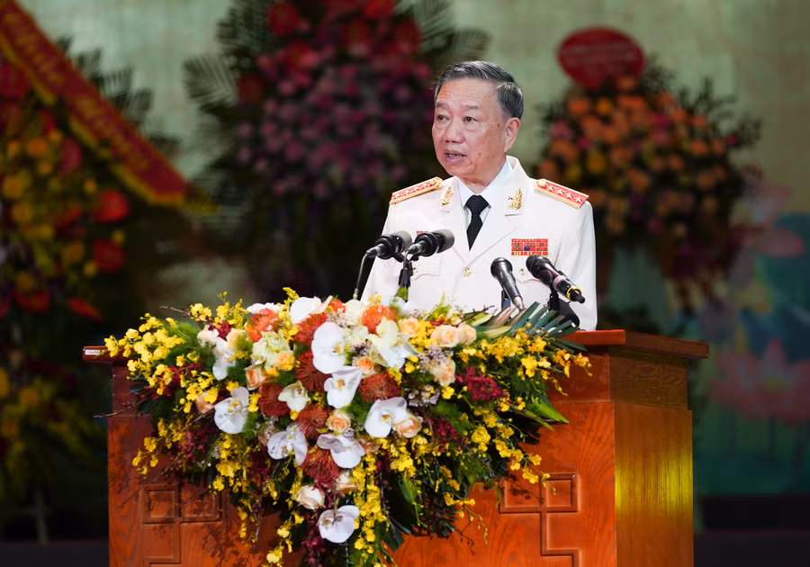 Đại tướng Tô Lâm, Bộ trưởng Bộ Công an đọc diễn văn tại Lễ kỷ niệm. Ảnh: VGP/Quang Hiếu