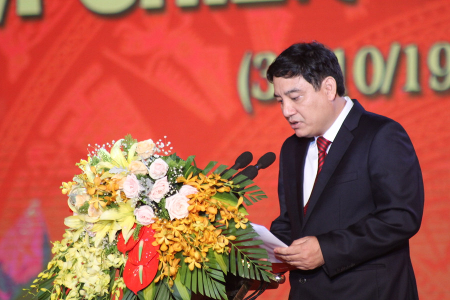 Bí thư tỉnh ủy Nghệ An Nguyễn Đắc Vinh phát biểu tại buổi lễ