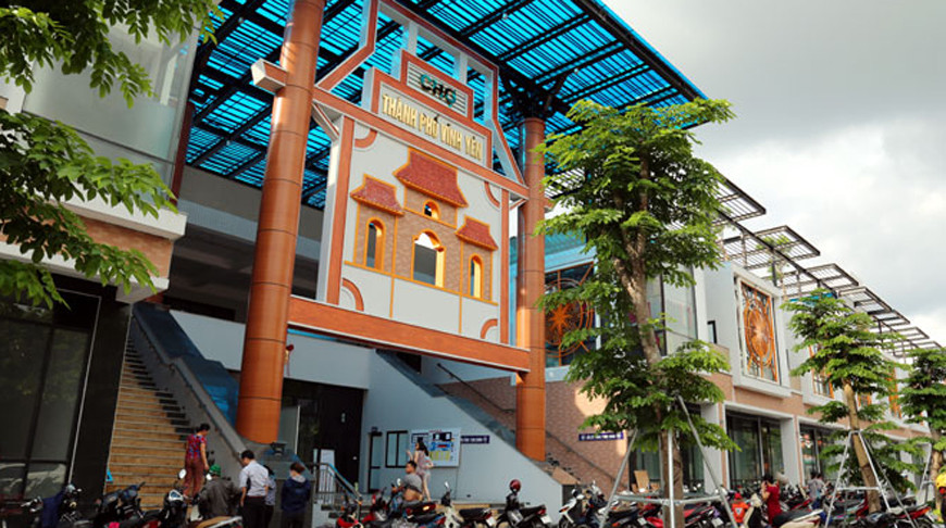 Chợ Vĩnh Yên khang trang và sầm uất. Chợ Vĩnh Yên khang trang và sầm uất.