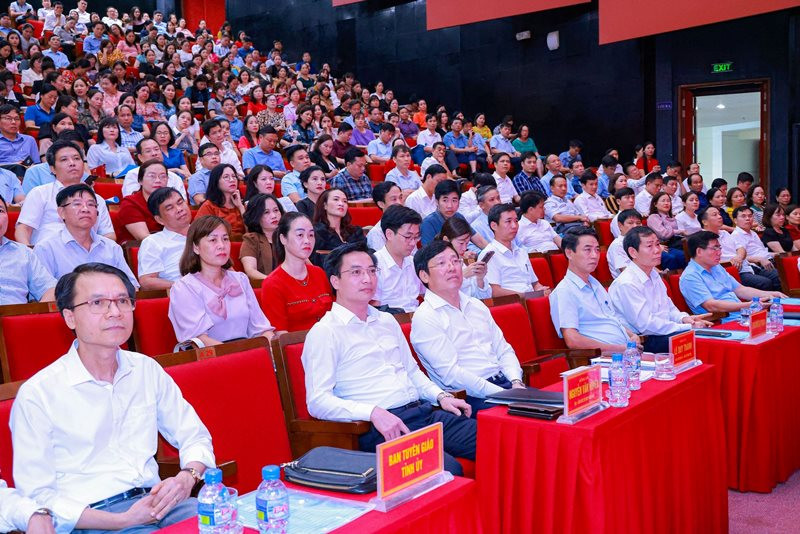 Đại biểu tham dự hội nghị bồi dưỡng lý luận chính trị hè 2023.