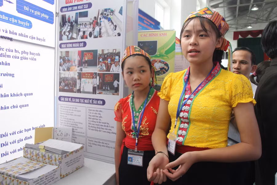 Có 24 học sinh là người dân tộc thiểu số tham gia thi KHKT cấp tỉnh