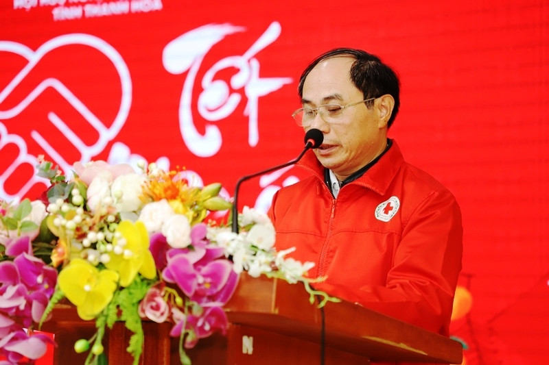 Lãnh đạo Hội Chữ thập đỏ tỉnh Thanh Hóa phát biểu tại buổi trao quà Tết. Ảnh: TL Lãnh đạo Hội Chữ thập đỏ tỉnh Thanh Hóa phát biểu tại buổi trao quà Tết. Ảnh: TL