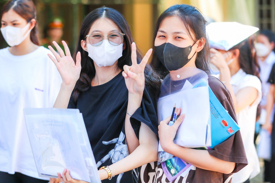 Thí sinh Nghệ An dự thi tổ hợp Khoa học xã hội.