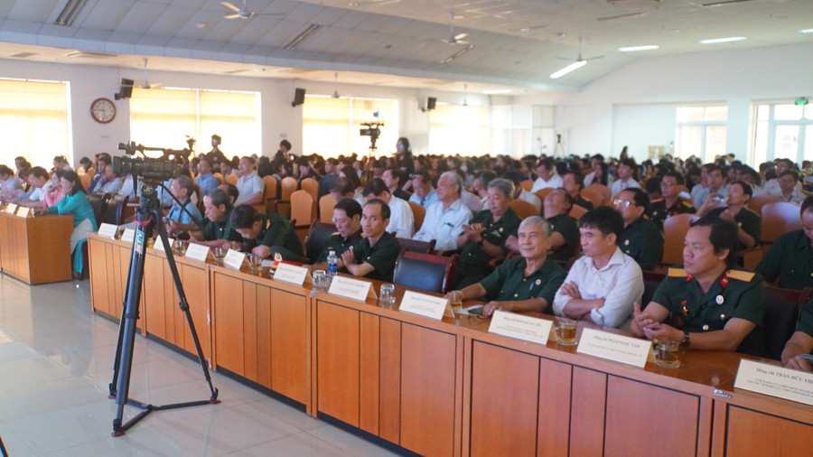 Đại biểu tham gia chương trình. Ảnh: Lê Nam Đại biểu tham gia chương trình. Ảnh: Lê Nam