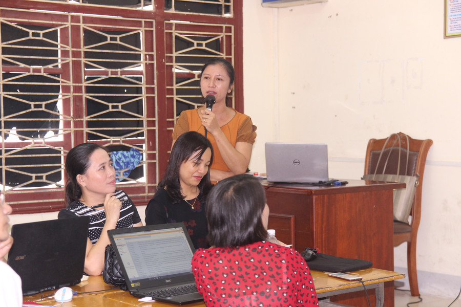 Trao đổi, chia sẻ ý kiến trong lớp bồi dưỡng