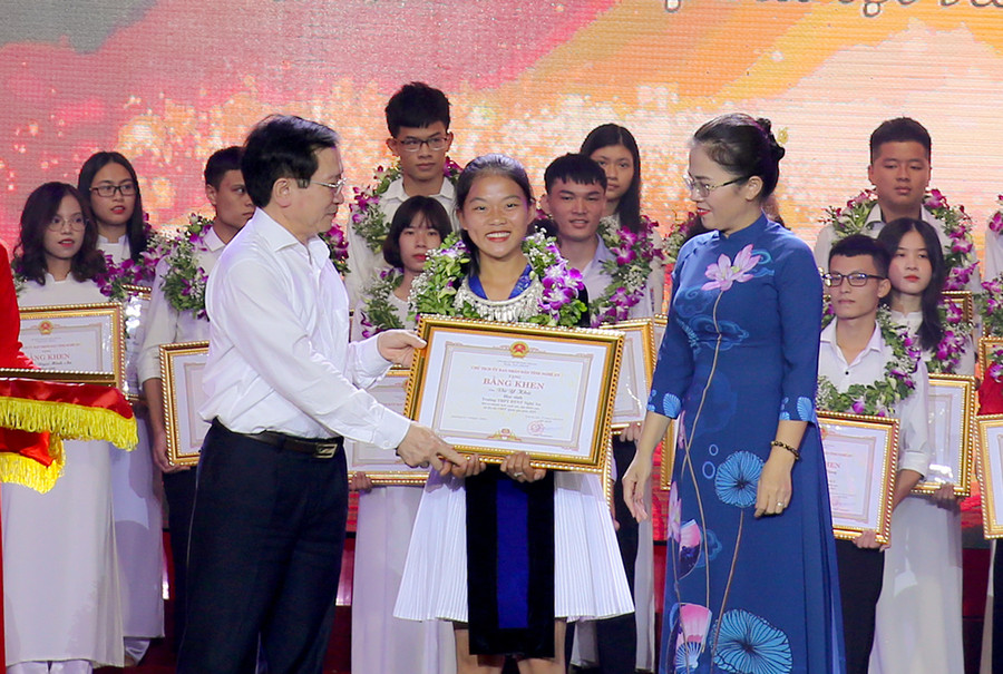 Trong số các học sinh được tuyên dương có nhiều em là người dân tộc thiểu số