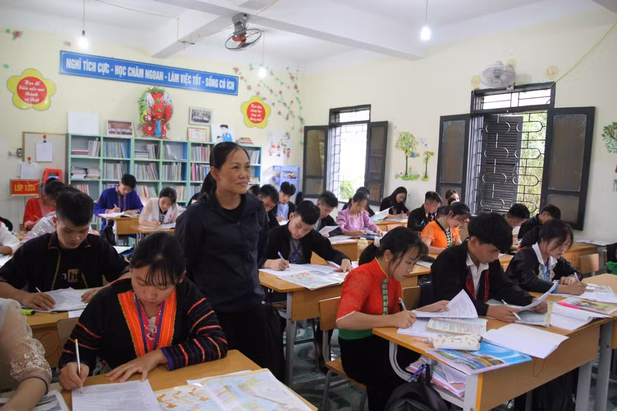 Điện Biên chú trọng nâng cao chất lượng đội ngũ nhà giáo.