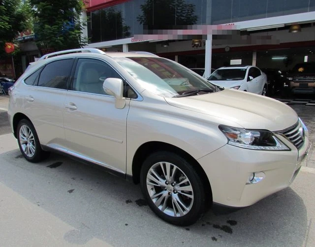 Xe Lexus RX350 sản xuất năm 2012 (Ảnh minh họa)