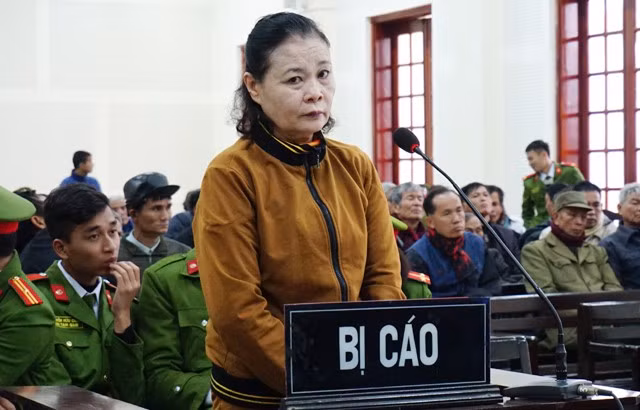 Tạ Thị Vân cầm đầu đường dây chạy hồ sơ thương binh giả đã bị bắt và tuyên án 14 năm tù giam