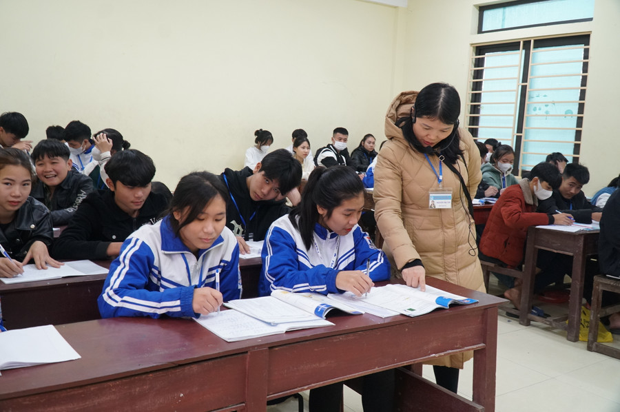 Giờ học tại Trường THPT Ngô Trí Hòa, huyện Diễn Châu, Nghệ An. Ảnh: Hồ Lài. Giờ học tại Trường THPT Ngô Trí Hòa, huyện Diễn Châu, Nghệ An. Ảnh: Hồ Lài.