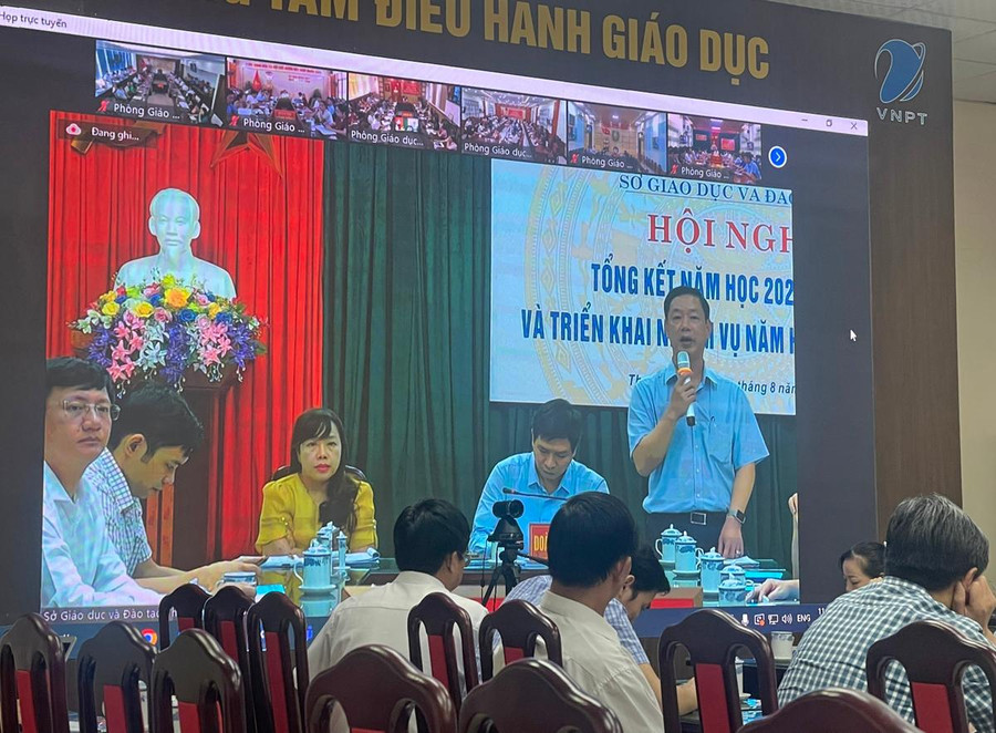 Ông Tạ Hồng Lựu - Phó Giám đốc Sở GD&ĐT Thanh Hóa phát biểu tại hội nghị. Ông Tạ Hồng Lựu - Phó Giám đốc Sở GD&ĐT Thanh Hóa phát biểu tại hội nghị.