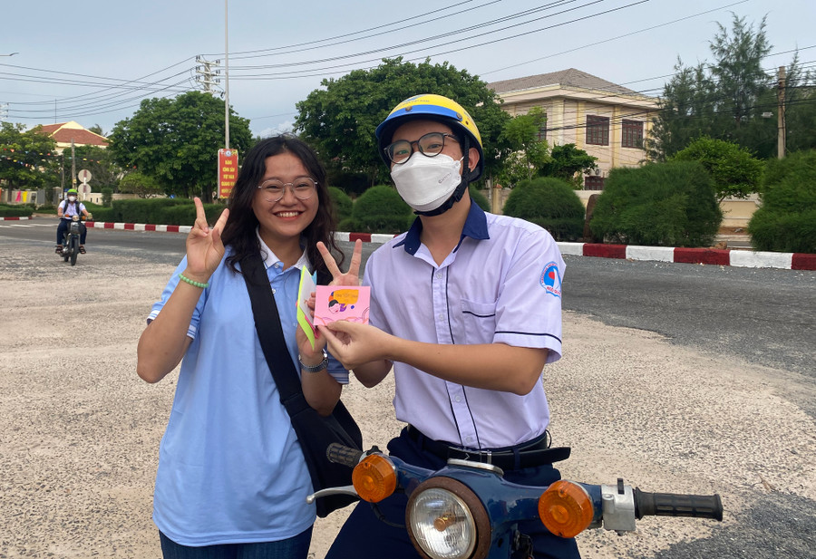 Thí sinh dự thi Kỳ thi tốt nghiệp THPT tại Trường THPT Ngô Quyền, huyện đảo Phú Quý, Bình Thuận. Ảnh: CTV Thí sinh dự thi Kỳ thi tốt nghiệp THPT tại Trường THPT Ngô Quyền, huyện đảo Phú Quý, Bình Thuận. Ảnh: CTV