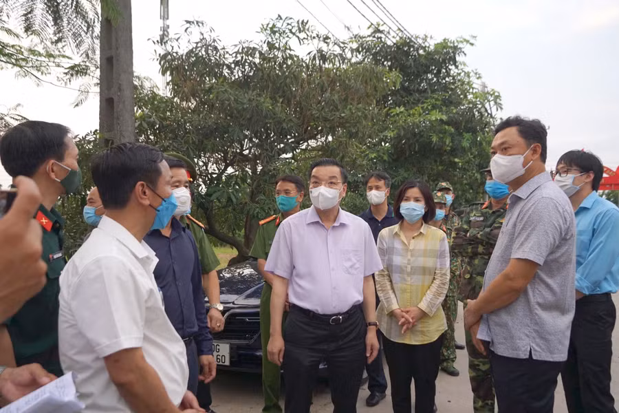 Chủ tịch Hà Nội Chu Ngọc Anh nói rằng đáng lo hơn cả là các ca nhiễm ở nơi khác về thành phố.