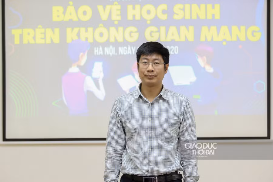 Thầy giáo Chu Văn Quyền, Trường THCS Thịnh Quang, quận Đống Đa, Hà Nội