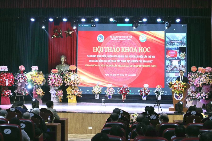 Toàn cảnh Hội thảo do Trường Đại học Vinh tổ chức