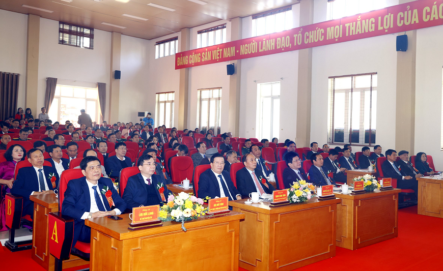 Đại biểu dự buổi gặp mặt nhân dịp 20 năm thành lập huyện Tam Đảo.