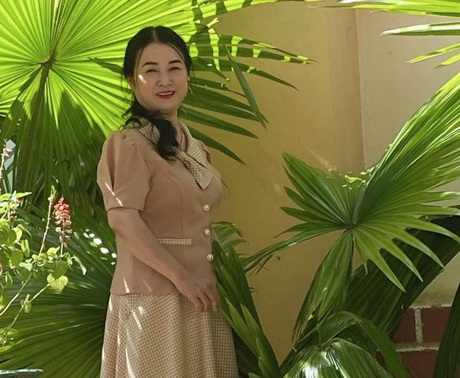 Cô Nguyễn Thị Phượng - Hiệu trưởng Trường Tiểu học Sơn Lang, huyện Kbang, tỉnh Gia Lai. Cô Nguyễn Thị Phượng - Hiệu trưởng Trường Tiểu học Sơn Lang, huyện Kbang, tỉnh Gia Lai.