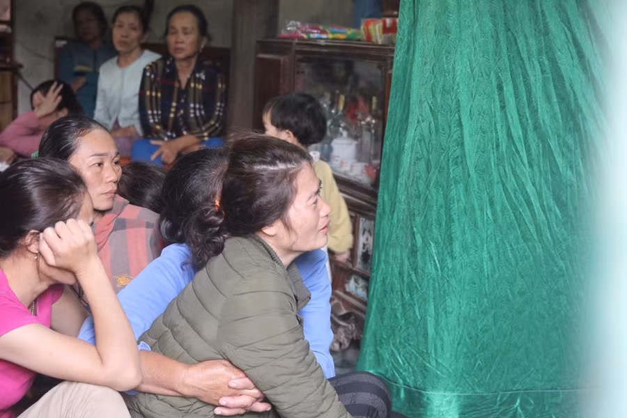 Nỗi đau mất người thân của một gia đình ở xã Diễn Ngọc, Diễn Châu, Nghệ An