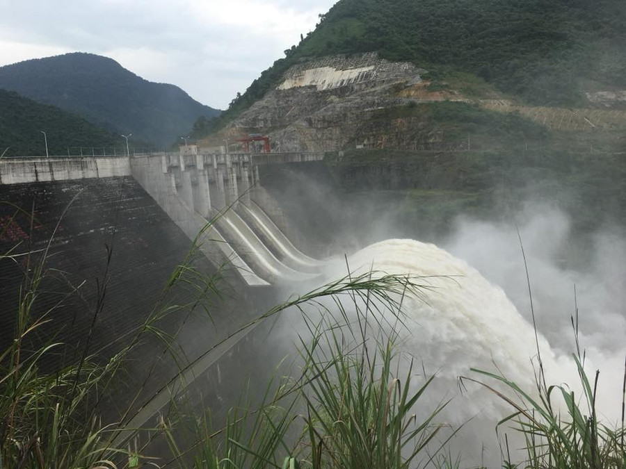 Hồ thủy điện Bản Vẽ (huyện Tương Dương) xả lũ từ 15h chiều 17/8 Hồ thủy điện Bản Vẽ (huyện Tương Dương) xả lũ từ 15h chiều 17/8
