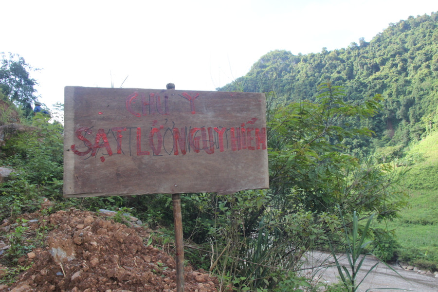 Cảnh báo sạt lở đất tại xã Mường Ải, huyện Kỳ Sơn, Nghệ An