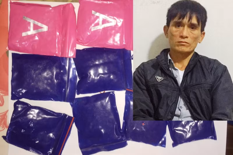 Hoàng Ngọc Bằng và số ma túy bị lực lượng công an thu giữ. Ảnh: Công an Thanh Hóa cung cấp