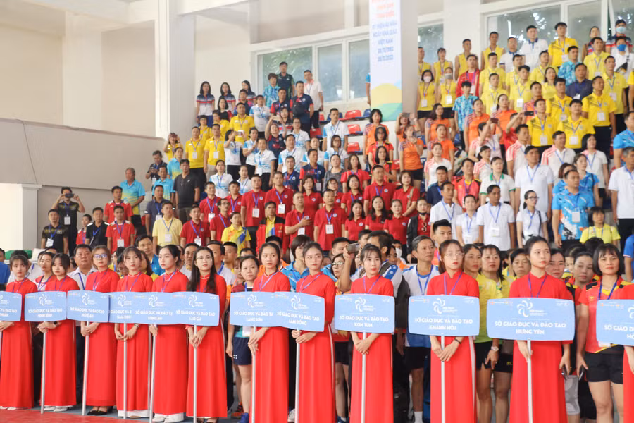 Hội thao quy tụ gần 1.400 vận động viên đến từ 92 đơn vị là Đại học, Trường Đại học, Học viện, Sở GD&amp;ĐT trên toàn quốc.