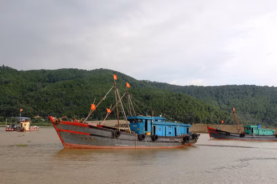 Tỉnh Thanh Hóa sẽ phát lệnh cấm biển từ lúc 13h hôm nay. Ảnh minh họa.