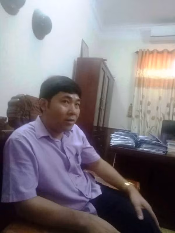 Ông Lê Văn Tuyên vừa bị đình chỉ chức vụ Giám đốc Ban quản lý dự án huyện Hà Trung (Thanh Hóa). Ảnh: Hồng Đức