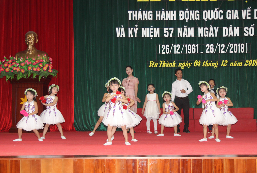 Chương trình giao lưu văn nghệ tại lễ phát động Chương trình giao lưu văn nghệ tại lễ phát động