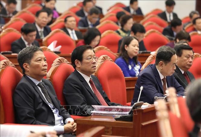 Các đại biểu dự phiên khai mạc Hội nghị Trung ương 8, khóa XIII. Ảnh: Phương Hoa/TTXVN Các đại biểu dự phiên khai mạc Hội nghị Trung ương 8, khóa XIII. Ảnh: Phương Hoa/TTXVN