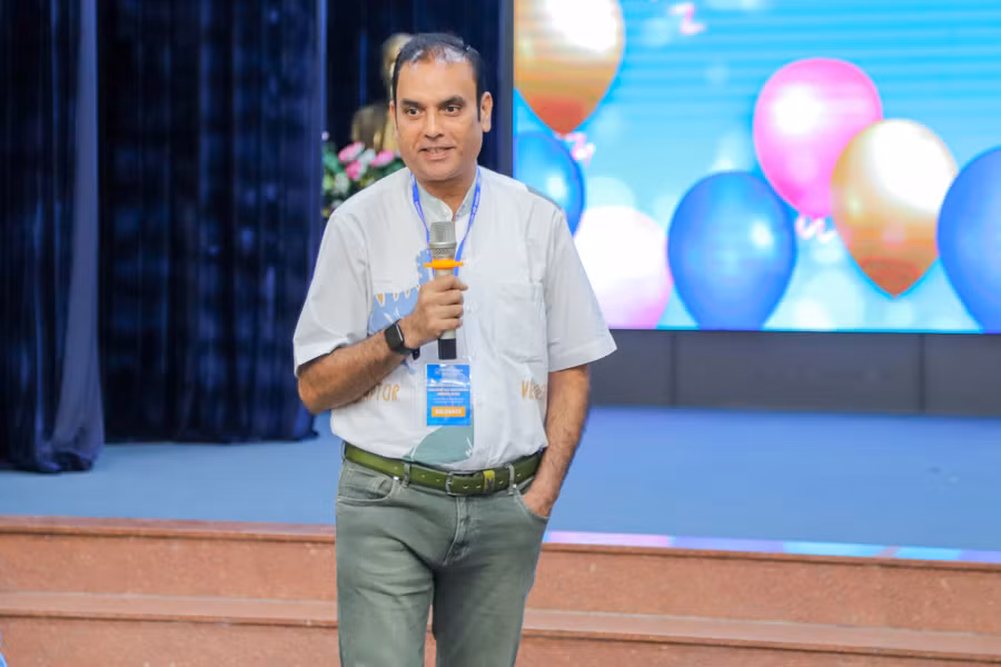 Workshop có gần 100 đại biểu là các nhà khoa học trong nước và quốc tế. Ảnh: NTTU