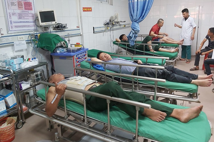 Những bệnh nhân bị thương nhẹ có thể xuất viện trong này Những bệnh nhân bị thương nhẹ có thể xuất viện trong này