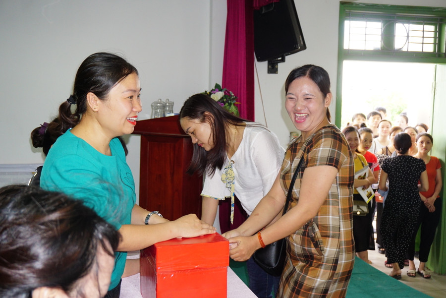 Niềm vui bắt được lá thăm trúng tuyển Niềm vui bắt được lá thăm trúng tuyển