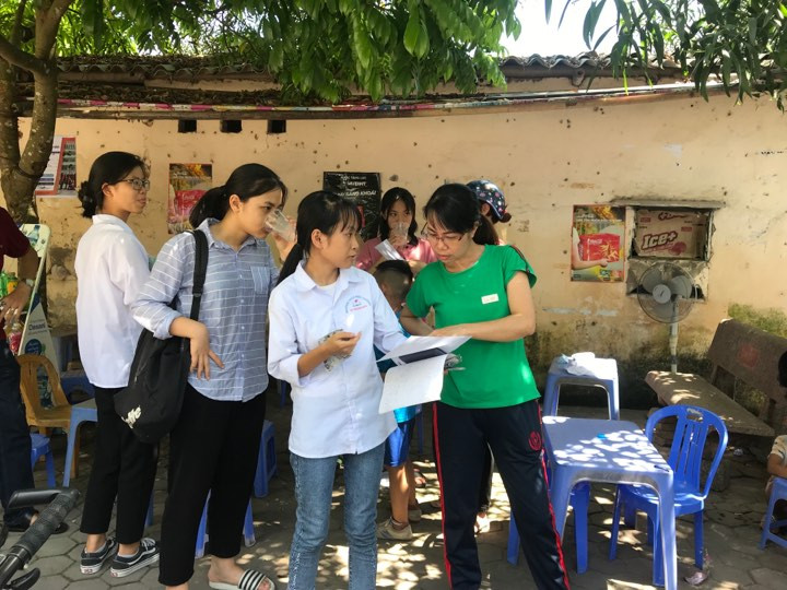 Thí sinh kết thúc thi môn Toán, đều đánh giá đề thi không quá khó. Thí sinh kết thúc thi môn Toán, đều đánh giá đề thi không quá khó.