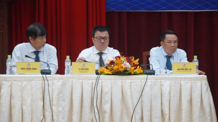 Các đại biểu chủ trì Hội nghị toàn quốc Hội Nhà báo Việt Nam 2023. (Ảnh: Mạnh Tùng) Các đại biểu chủ trì Hội nghị toàn quốc Hội Nhà báo Việt Nam 2023. (Ảnh: Mạnh Tùng)