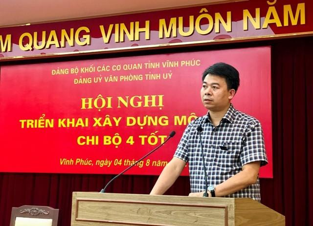 Ông Đỗ Ngọc Quang - Phó Chánh Văn phòng Tỉnh ủy Vĩnh Phúc: "Mục tiêu chung của Đảng bộ, cấp ủy và lãnh đạo cơ quan Văn phòng Tỉnh ủy là xây dựng nội bộ cơ quan luôn đoàn kết dựa trên cơ sở bình đẳng, hiểu biết và tôn trọng lẫn nhau; thưởng, phạt công minh, chính xác; tinh thần phối hợp và chia sẻ chân thành, cầu thị". Ông Đỗ Ngọc Quang - Phó Chánh Văn phòng Tỉnh ủy Vĩnh Phúc: "Mục tiêu chung của Đảng bộ, cấp ủy và lãnh đạo cơ quan Văn phòng Tỉnh ủy là xây dựng nội bộ cơ quan luôn đoàn kết dựa trên cơ sở bình đẳng, hiểu biết và tôn trọng lẫn nhau; thưởng, phạt công minh, chính xác; tinh thần phối hợp và chia sẻ chân thành, cầu thị".
