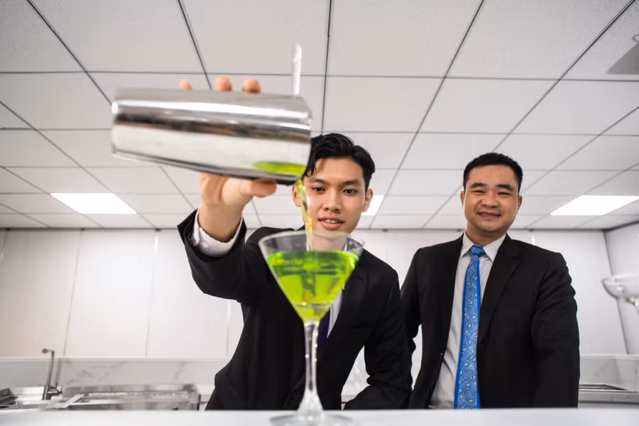 Sinh viên Trường ĐH Văn Lang. Ảnh: VLU